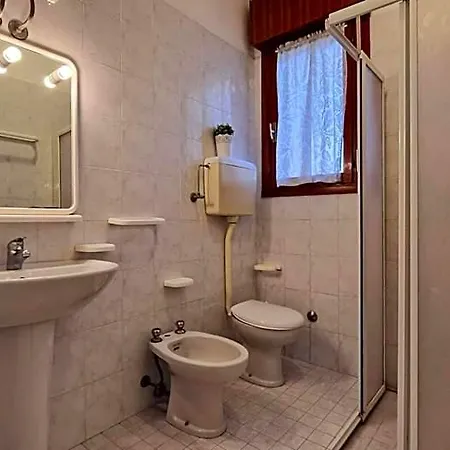 Bright Flat In With Pool - Beahost 2* بيبيوني